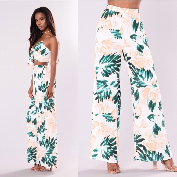 Fashion nova tropical set - Picture 2 of 2